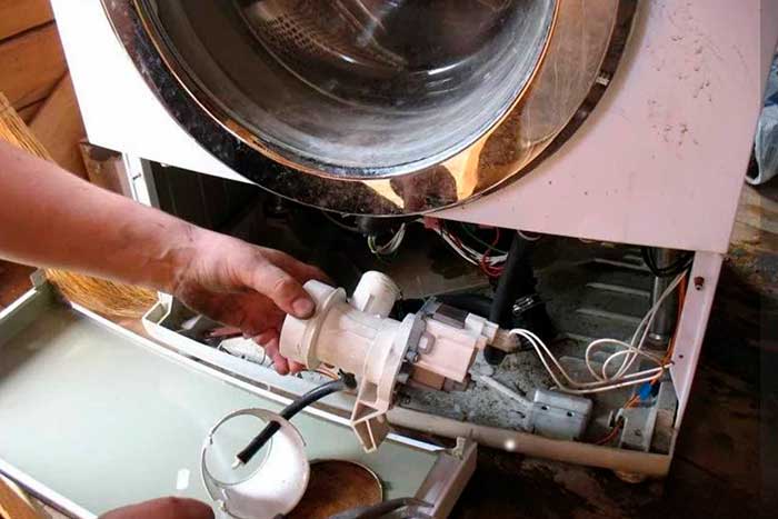 Замена сливного насоса стиральной машины
